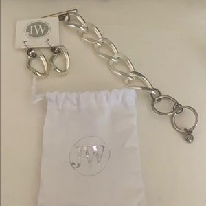 John Wind matching earring and bracelet set